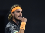 开云体育-年终总决赛险胜联合杯，西西帕斯统治全场的简单介绍