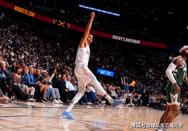 雄鹿B队翻盘黄蜂,约基奇高光表现 雄鹿B队翻盘黄蜂,约基奇高光表现