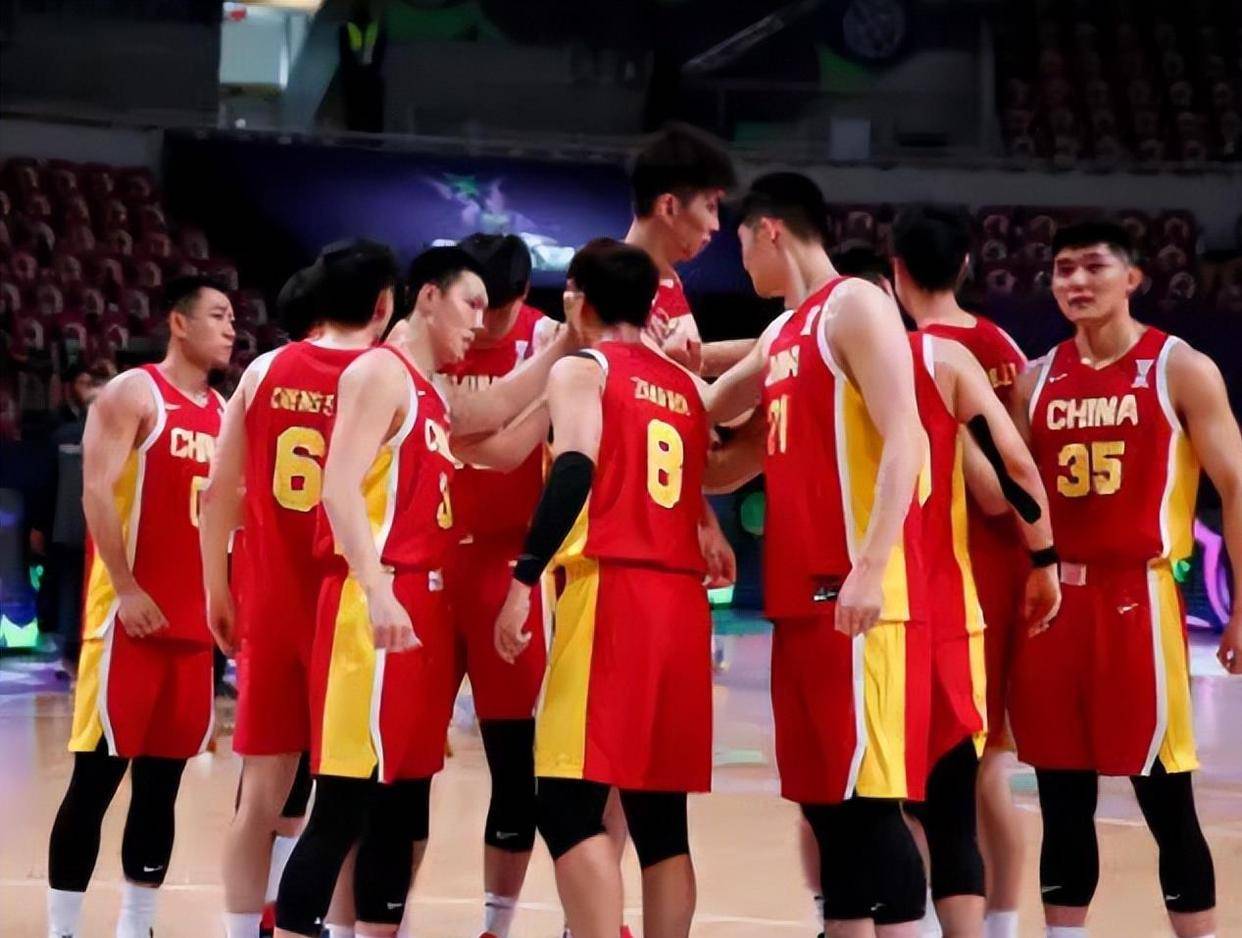 南韩男篮绝杀雄鹿,西蒙斯一己之力扛起全队的简单介绍 南韩男篮绝杀雄鹿,西蒙斯一己之力扛起全队的简单介绍