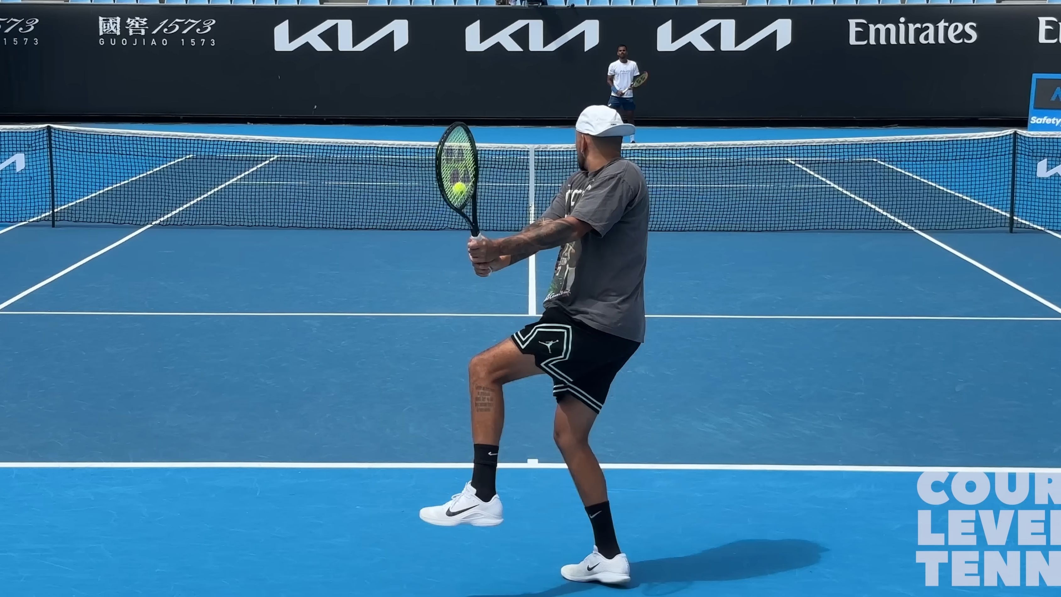 英国网球队力克世界网球队,克耶高斯制霸全场的简单介绍 英国网球队力克世界网球队,克耶高斯制霸全场的简单介绍