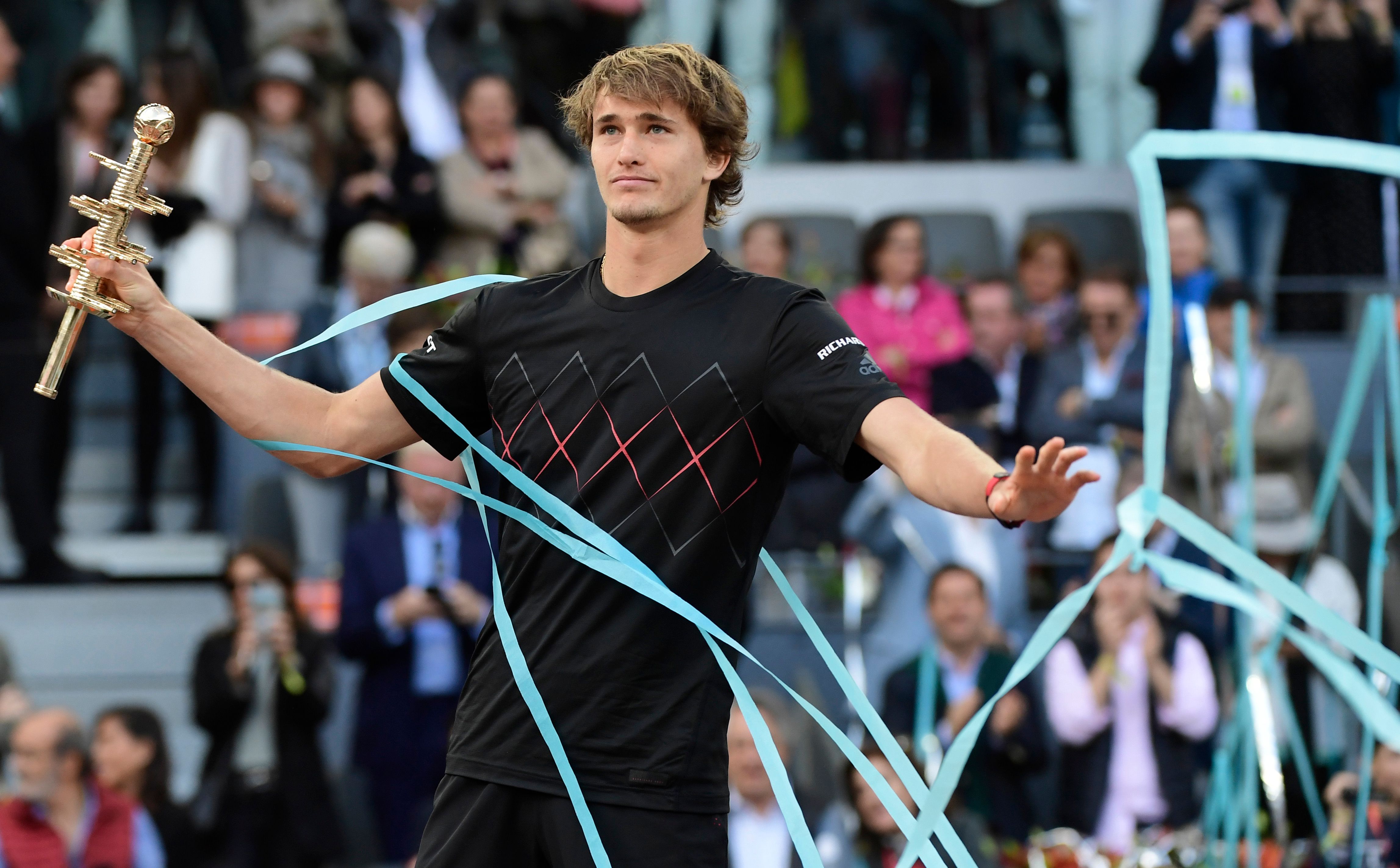 关于欧洲网球队力克日本网球队,兹维列夫关键制胜的信息 关于欧洲网球队力克日本网球队,兹维列夫关键制胜的信息