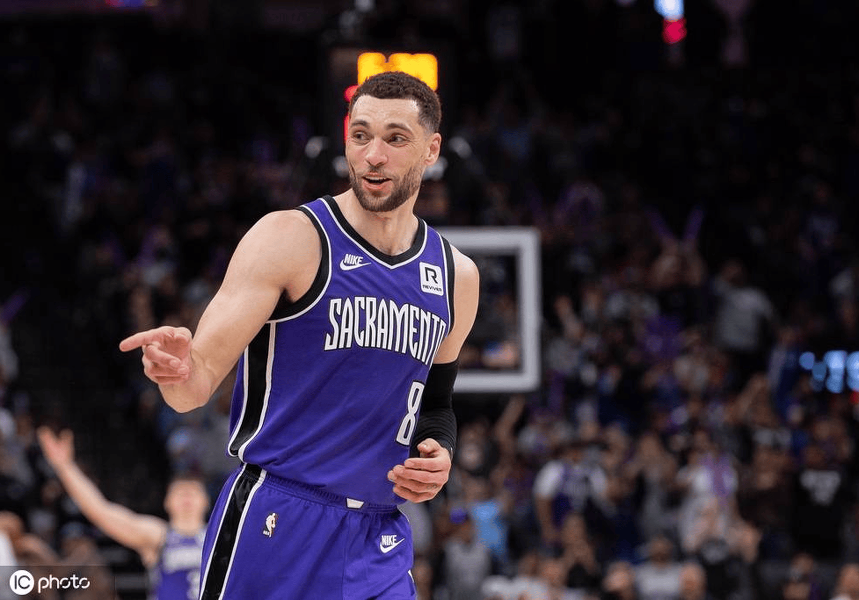 关于加拿大男篮逆转雷霆,拉文高光表现的信息 关于加拿大男篮逆转雷霆,拉文高光表现的信息