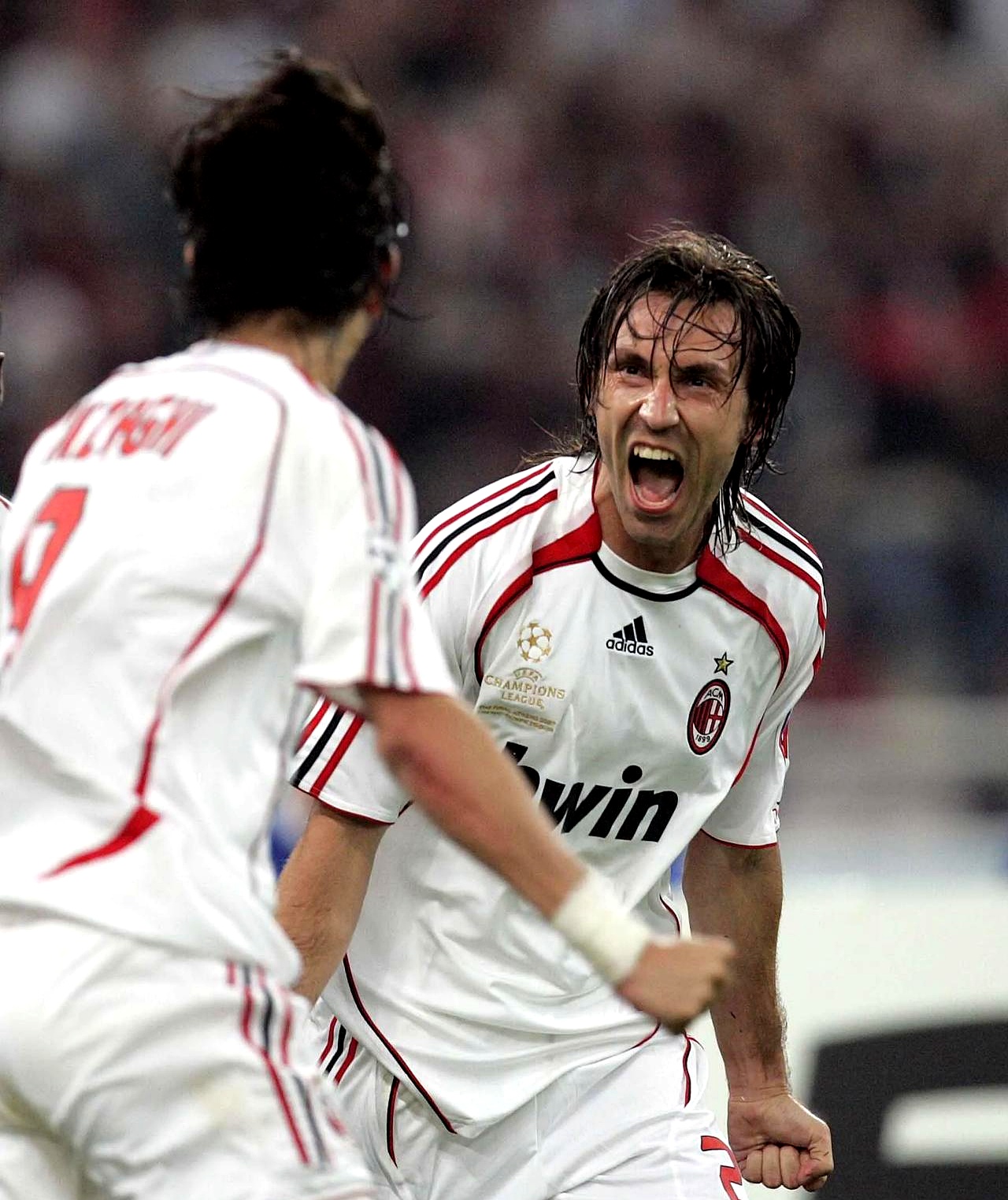 赛季中突如其来的大新闻,球坛一时轰动的简单介绍 赛季中突如其来的大新闻,球坛一时轰动的简单介绍